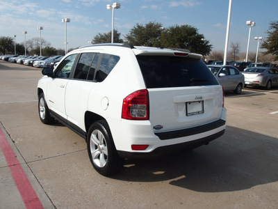 jeep compass 2011 white suv 4 cylinders manual 75093