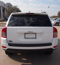 jeep compass 2011 white suv 4 cylinders manual 75093