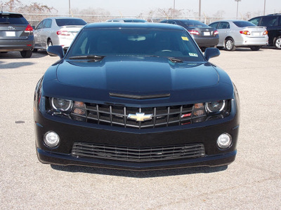 chevrolet camaro 2012 black coupe ss 8 cylinders manual 77074
