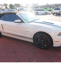 ford mustang 2013 white gt premium gasoline 8 cylinders rear wheel drive automatic 77074