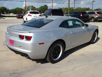 chevrolet camaro 2013 silver coupe ls gasoline 6 cylinders rear wheel drive automatic 78130