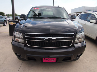 chevrolet tahoe 2012 black suv lt flex fuel 8 cylinders 2 wheel drive automatic 78130