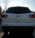 chevrolet traverse 2012 white lt gasoline 6 cylinders front wheel drive 6 speed automatic 75672