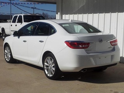 buick verano 2012 off white sedan 4dr sdn gasoline 4 cylinders front wheel drive automatic 75964