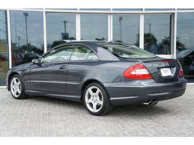 mercedes benz clk class 2009 dk  gray coupe clk350 gasoline 6 cylinders rear wheel drive automatic 78216