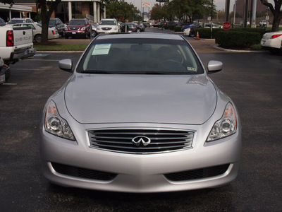 infiniti g37 coupe 2009 silver coupe gasoline 6 cylinders rear wheel drive automatic 77074