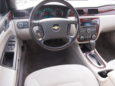 chevrolet impala 2010 silver sedan lt flex fuel 6 cylinders front wheel drive automatic 76234