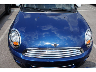 mini cooper 2012 blue hatchback gasoline 4 cylinders front wheel drive 6 speed manual 78729