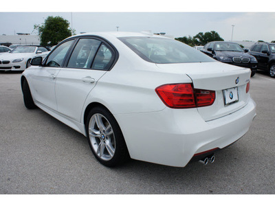 bmw 3 series 2013 white sedan 328i gasoline 4 cylinders rear wheel drive automatic 78729