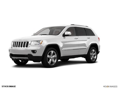 jeep grand cherokee 2013 white suv gasoline 6 cylinders 2 wheel drive automatic 77388