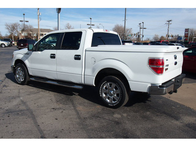 ford f 150 2009 white xlt gasoline 8 cylinders 2 wheel drive 6 speed automatic 73703