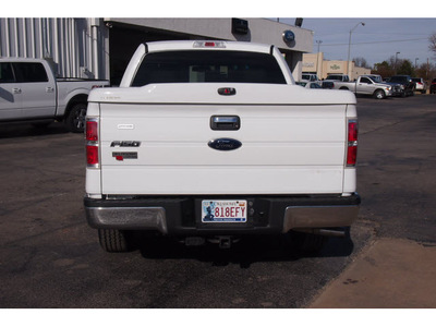 ford f 150 2009 white xlt gasoline 8 cylinders 2 wheel drive 6 speed automatic 73703