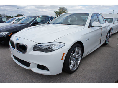 bmw 5 series 2013 white sedan 535i gasoline 6 cylinders rear wheel drive automatic 78729