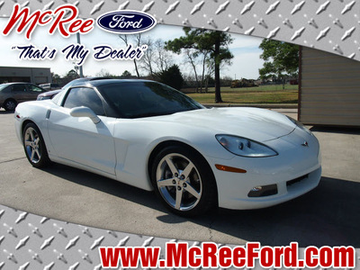 chevrolet corvette 2006 white coupe gasoline 8 cylinders rear wheel drive automatic 77539