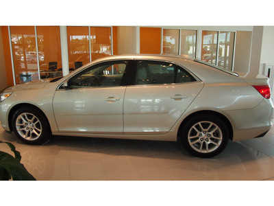 chevrolet malibu 2013 silver sedan eco gasoline 4 cylinders front wheel drive automatic 32086