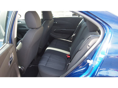 chevrolet sonic 2013 blue sedan lt gasoline 4 cylinders front wheel drive automatic 32086