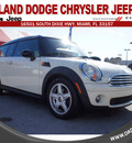 mini cooper 2008 off white hatchback clubman gasoline 4 cylinders front wheel drive automatic 33157