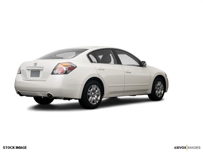 nissan altima 2009 sedan gasoline 4 cylinders front wheel drive not specified 77802