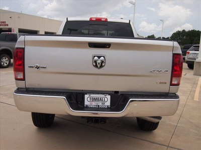 ram ram pickup 2500 2012 bright silver lone star diesel 6 cylinders 4 wheel drive automatic 77375