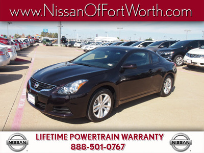 nissan altima 2013 dk  red coupe 2 5 s gasoline 4 cylinders front wheel drive automatic 76116