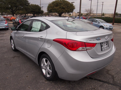 hyundai elantra 2013 silver sedan gls gasoline 4 cylinders front wheel drive automatic 75075