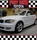 bmw 1 series 2009 white coupe 128i gasoline 6 cylinders rear wheel drive manual 77469