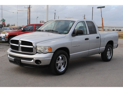 dodge ram 1500 2005 silver pickup truck slt gasoline 8 cylinders rear wheel drive automatic with overdrive 77037