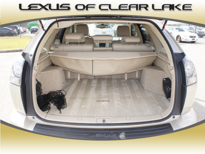 lexus rx 330 2006 beige suv gasoline 6 cylinders front wheel drive not specified 77546