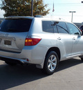 toyota highlander 2009 silver suv gasoline 6 cylinders front wheel drive shiftable automatic 77074