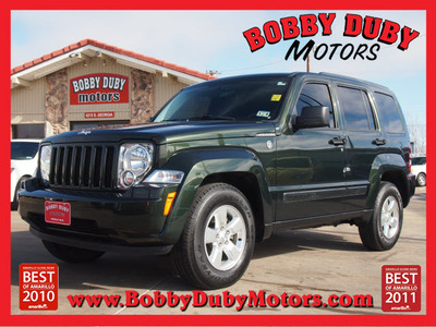 jeep liberty 2011 green suv sport gasoline 6 cylinders 4 wheel drive automatic 79110