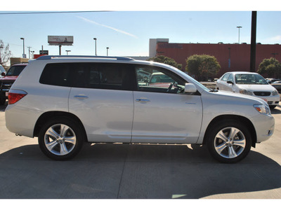 toyota highlander 2010 white suv limited gasoline 6 cylinders all whee drive automatic 78232