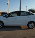 ford fiesta 2013 white sedan se gasoline 4 cylinders front wheel drive automatic 77521
