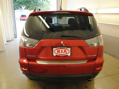 mitsubishi outlander 2010 dk  red suv se gasoline 4 cylinders all whee drive automatic 44060