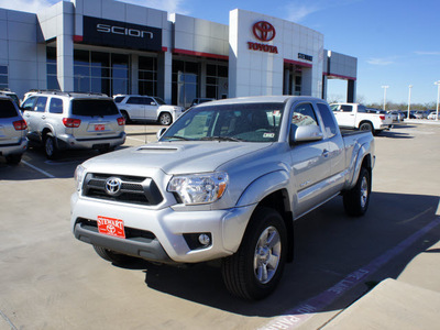 toyota tacoma 2013 silver prerunner v6 gasoline 6 cylinders 2 wheel drive automatic 75110