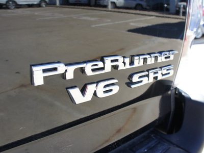 toyota tacoma 2012 black prerunner v6 gasoline 6 cylinders 2 wheel drive automatic 75110