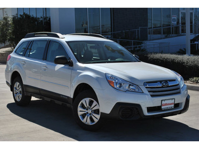 subaru outback 2013 white wagon 2 5i gasoline 4 cylinders all whee drive cont  variable trans  78233