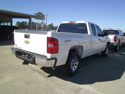 chevrolet silverado 1500 2010 white ls flex fuel 8 cylinders 4 wheel drive automatic 75503