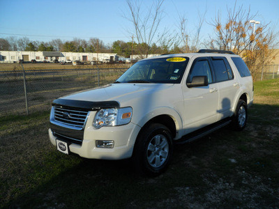 ford explorer 2010 white suv xlt gasoline 6 cylinders 2 wheel drive automatic 75606