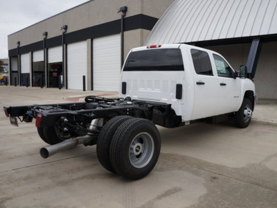 chevrolet silverado 3500hd 2013 white work truck diesel 8 cylinders 4 wheel drive automatic 76051