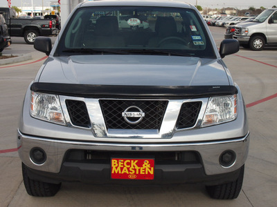nissan frontier 2010 silver se v6 gasoline 6 cylinders 2 wheel drive automatic with overdrive 77375