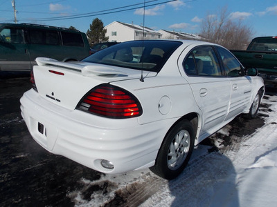 pontiac grand am 2001 white sedan se 6 cylinders automatic 14224