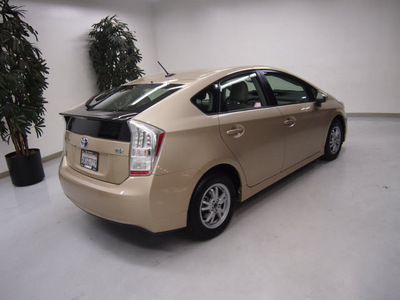 toyota prius 2010 gold hybrid 4 cylinders front wheel drive automatic 91731
