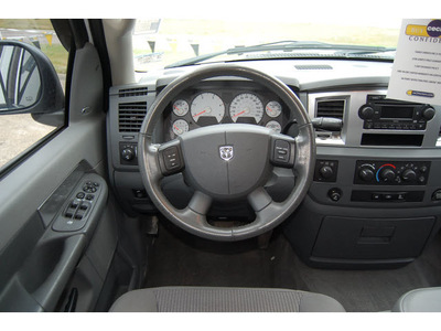 dodge ram 2500 2009 white slt diesel 6 cylinders 4 wheel drive automatic 77630