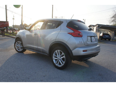 nissan juke 2012 silver sl gasoline 4 cylinders front wheel drive automatic 78520