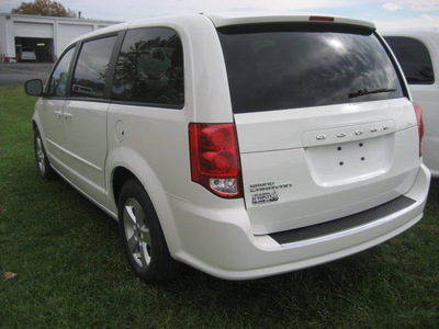 dodge grand caravan 2013 white van se flex fuel 6 cylinders front wheel drive automatic 62863