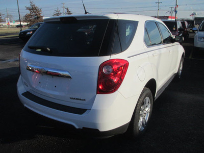 chevrolet equinox 2011 white ls gasoline 4 cylinders front wheel drive autostick 62863