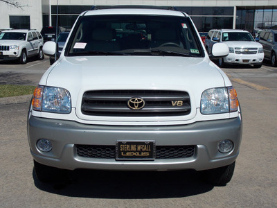 toyota sequoia 2003 white suv sr5 gasoline 8 cylinders rear wheel drive automatic 77074