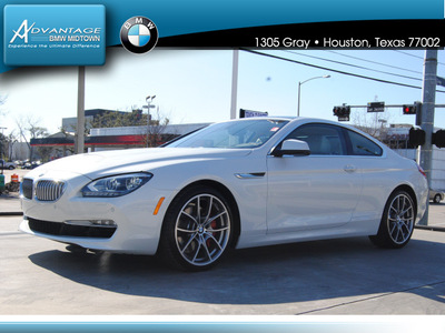 bmw 6 series 2012 white coupe 650i gasoline 8 cylinders rear wheel drive automatic 77002