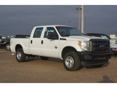 ford f 250 super duty 2013 white xl biodiesel 8 cylinders 4 wheel drive automatic 78580