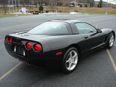 chevrolet corvette 2004 black coupe gasoline v8 rear wheel drive automatic 17972